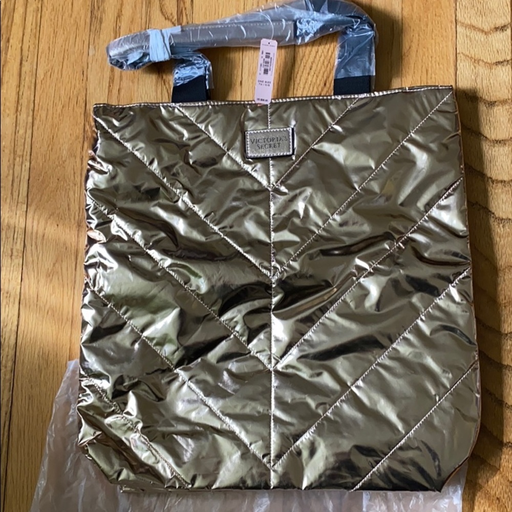 Victoria’s Secret NWT tote bag in gold metallic!